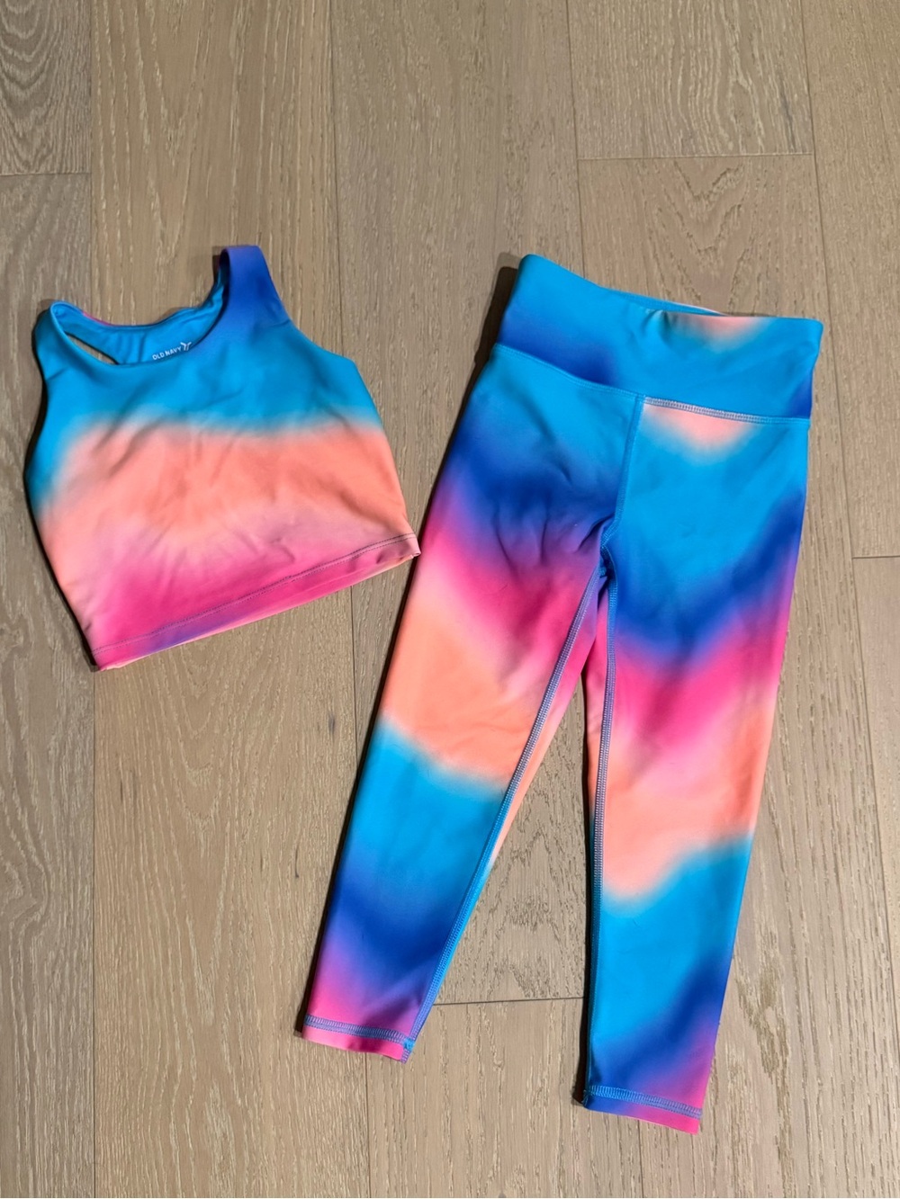 Old Navy Active Crop Top and Leggings Set